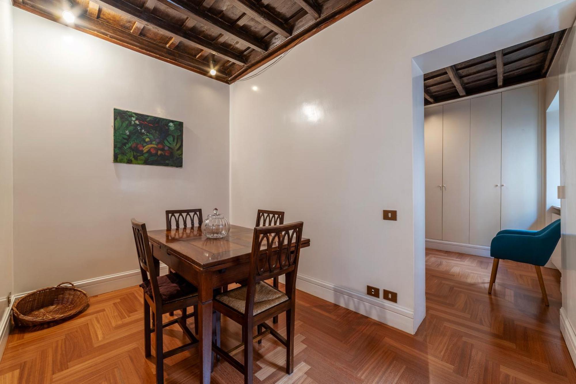 Appartamento Frezza 39b - Fromehometorome Roma